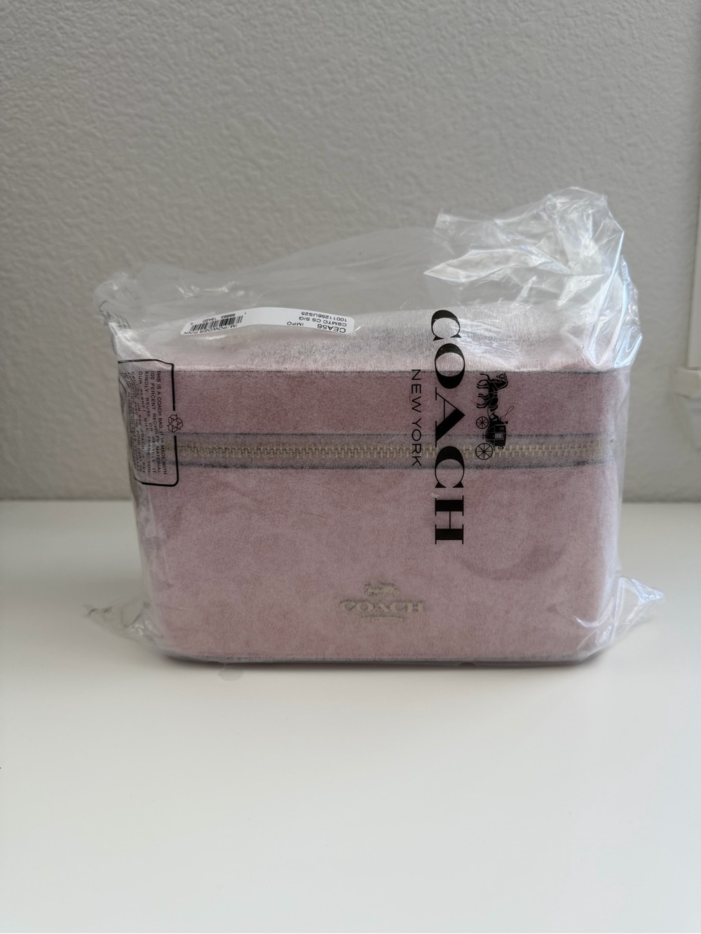 βSOLDβ Coach Powder Pink Cosmetic Case In Signature Canvas - Picture 3 of 8